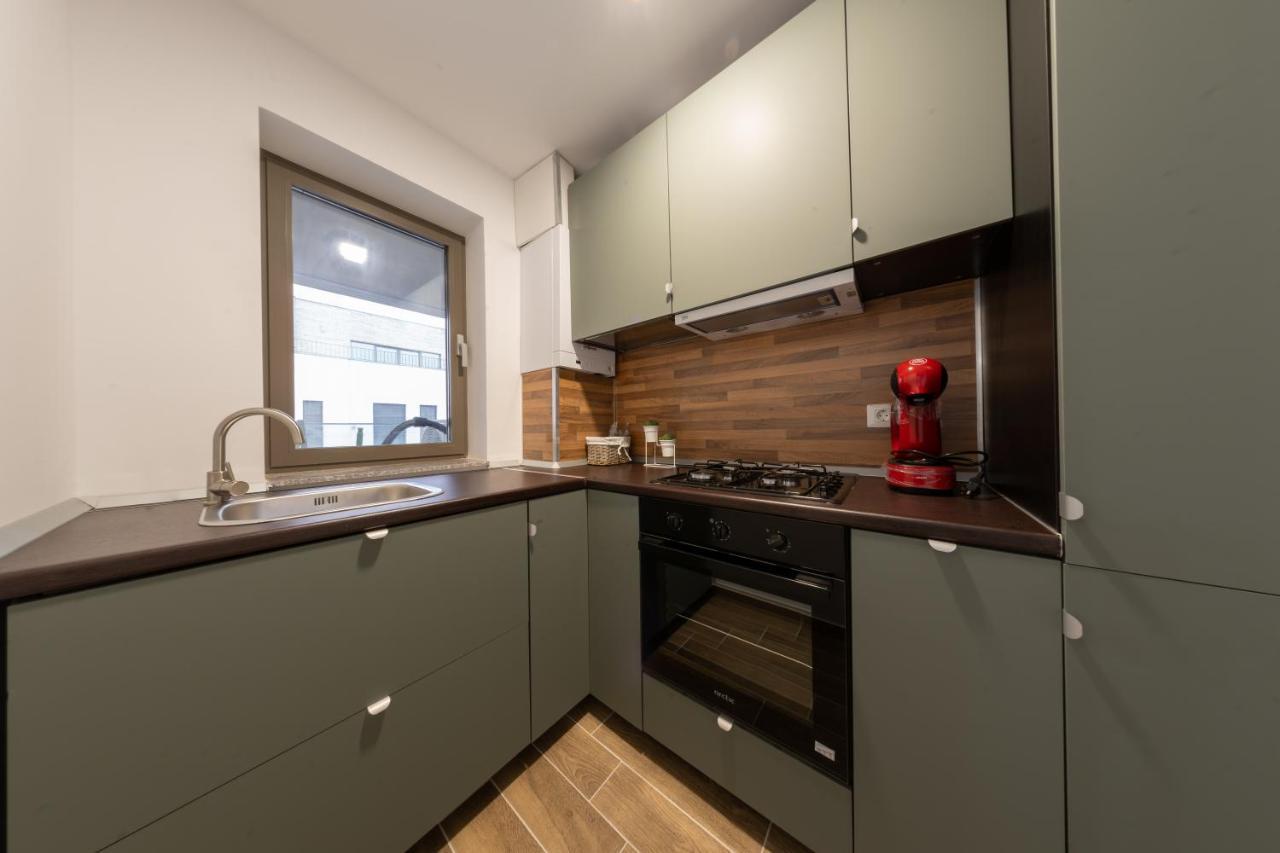 Citadela North 1Br Apartment W Security And Self Check In Bucarest Extérieur photo